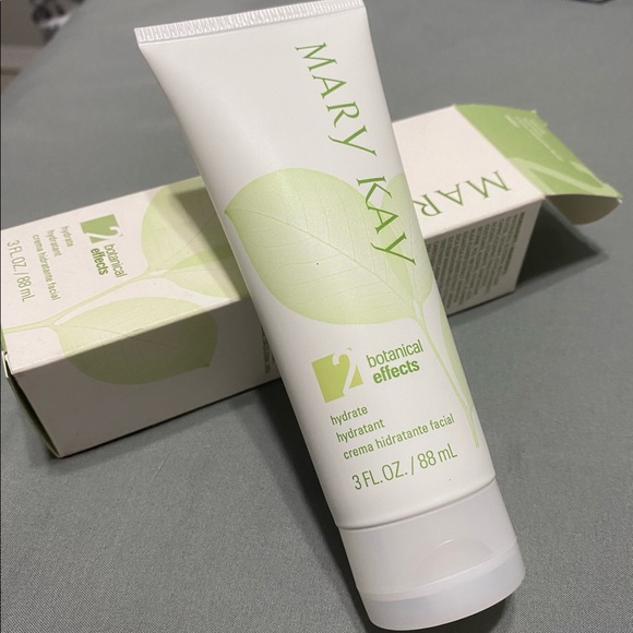 Mary Kay Other - Mary Kay facial cream botanical effects normal